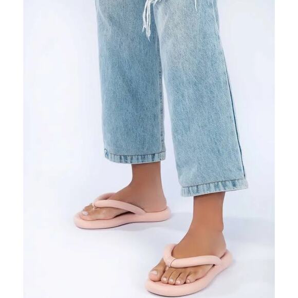 Melissa Free Flip Flop in Light Pink Women's Size 10 - Picture 1 of 7